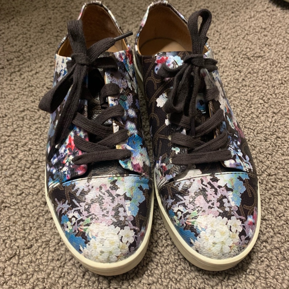 Calvin Klein 7.5 Leather CK Floral Sneakers